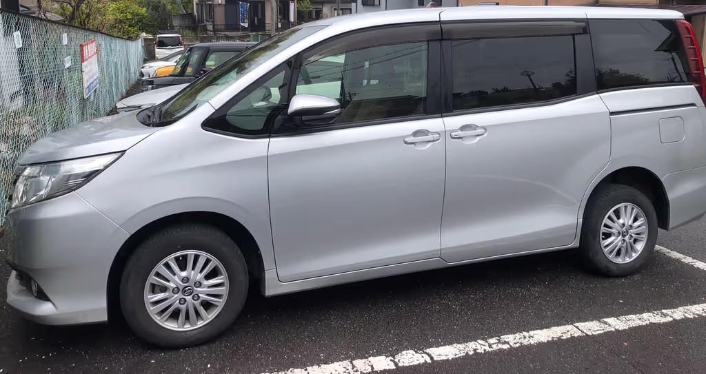 Osaka Private Tour - 8 seater Toyota van