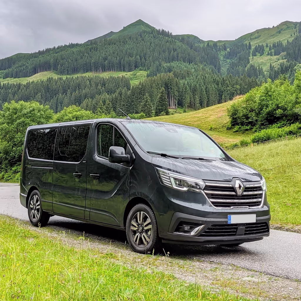 Prague Private Tour - Minivan