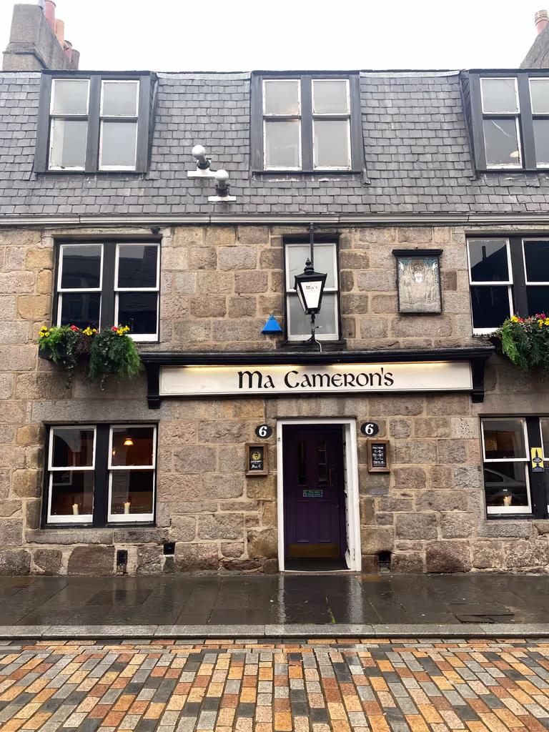 Aberdeen City Private Tour - 