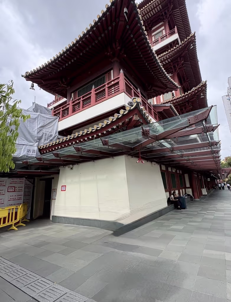 Singapore Private Tour - Buddha Tooth Relic Temple