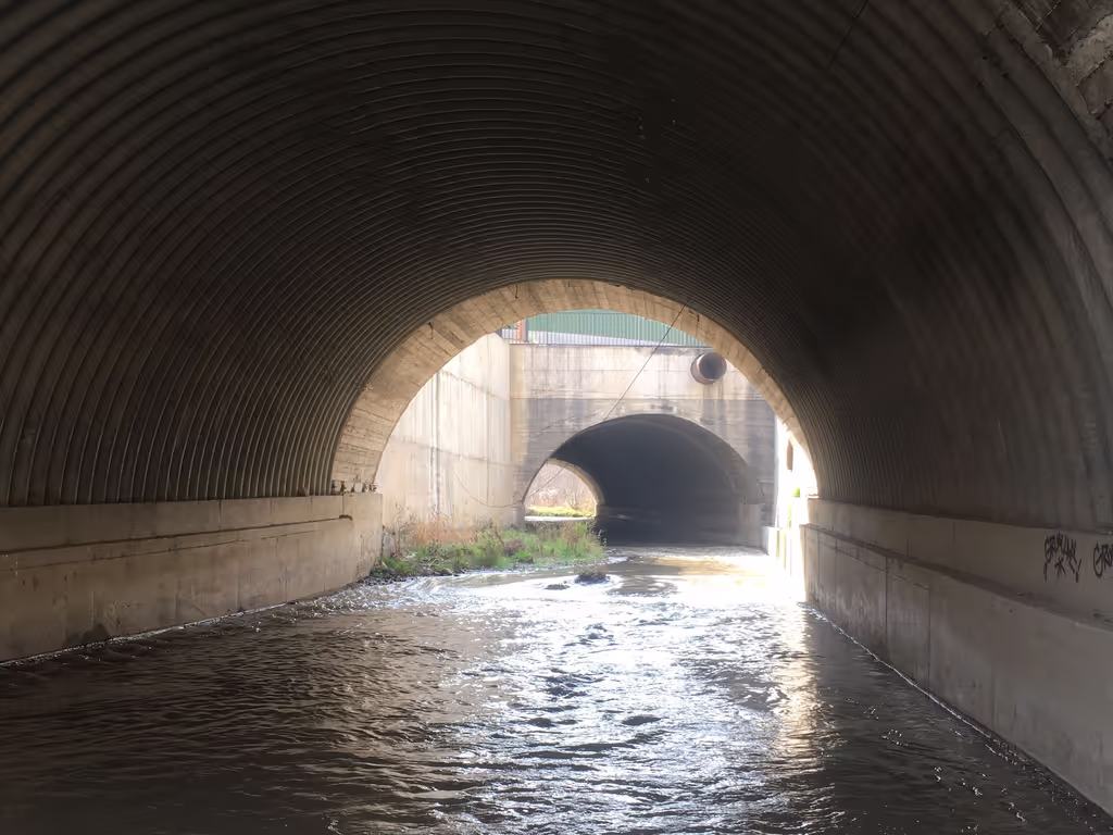 Tbilisi Private Tour - Vere river, Saburtalo