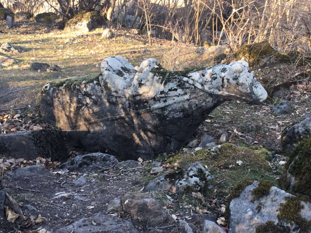 Tbilisi Private Tour - Stone horse