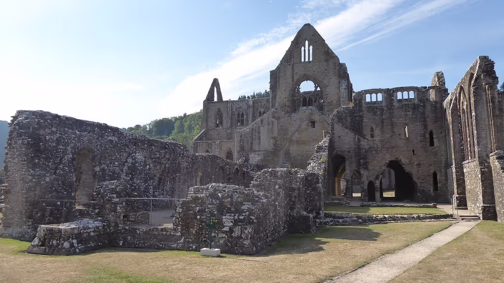 Cardiff Private Tour - 