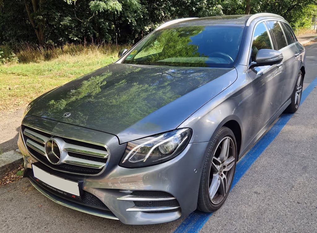 Prague Private Tour - Sedan for up to 3 passengers