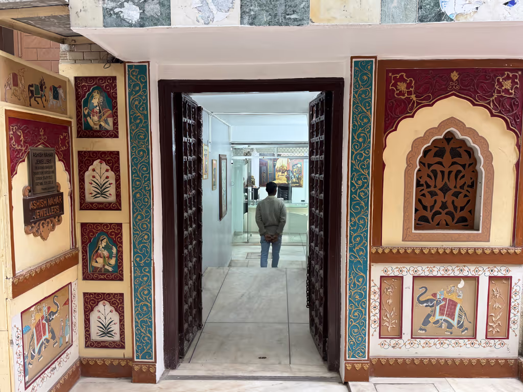 Delhi Private Tour - Jewel shop Naughara lane