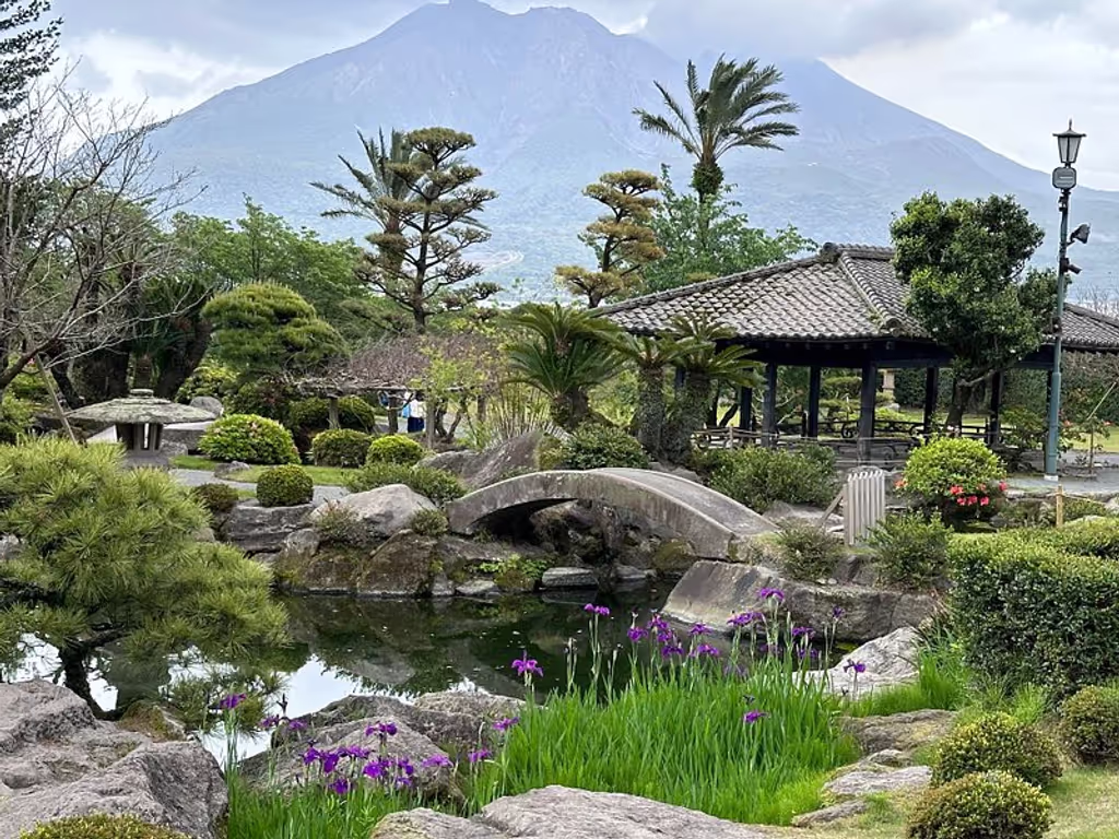 Kagoshima Private Tour - Senganen in spring