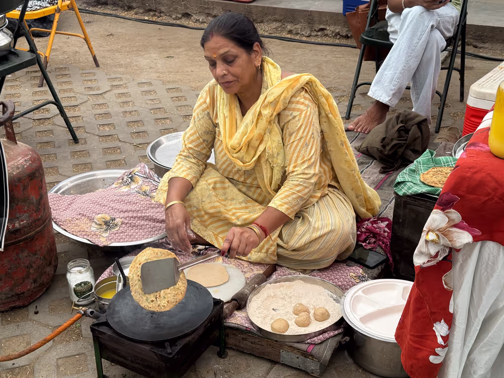 Delhi Private Tour - Women making home style food
