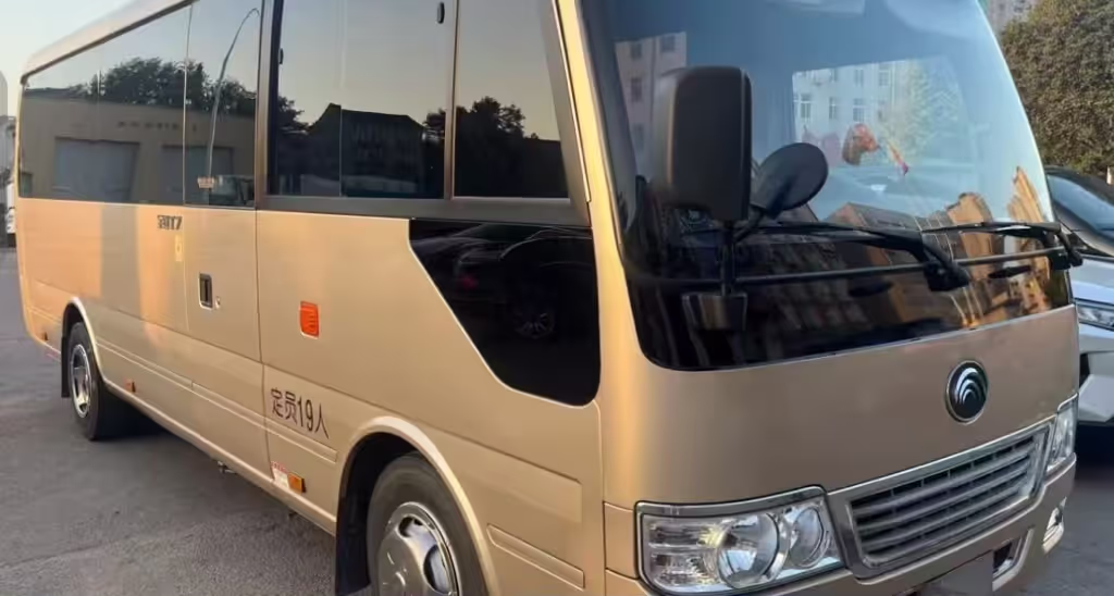 Wuhan Private Tour - Car YuTong