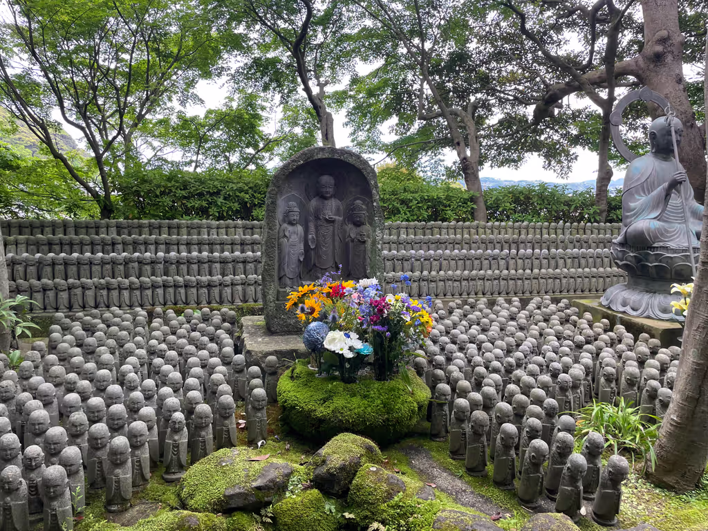 Kamakura Private Tour - The thousand Jizo statues of Hase-dera Temple