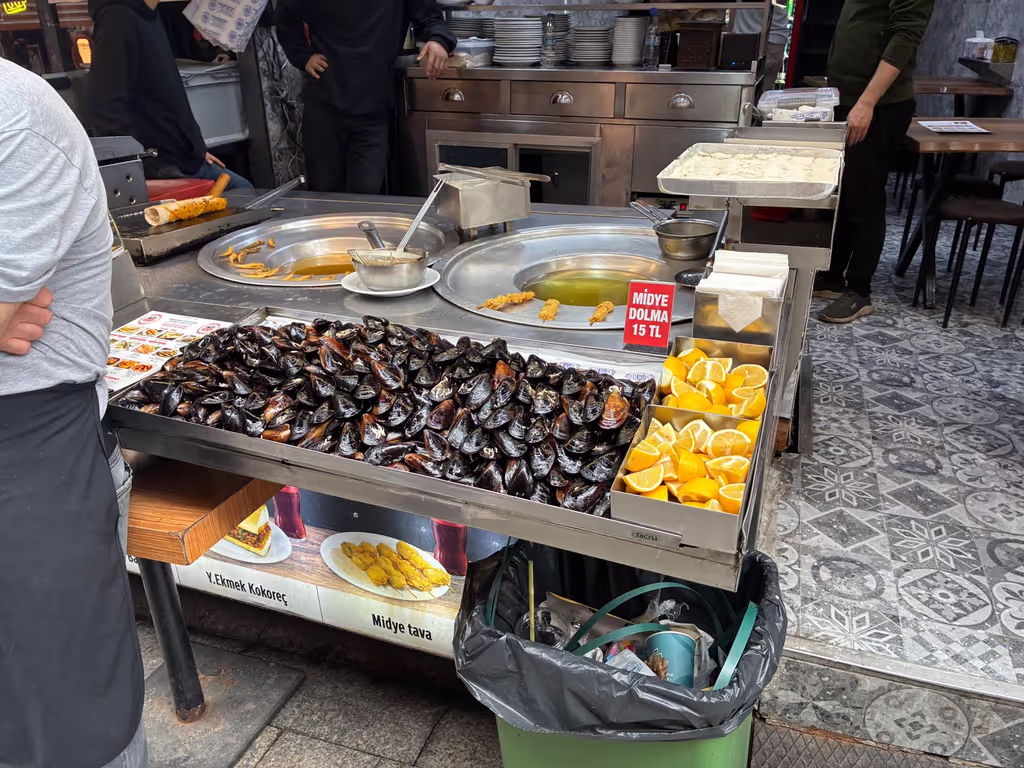 Istanbul Private Tour - Mussels