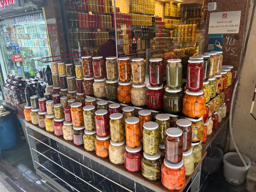Istanbul Private Tour - Pickles
