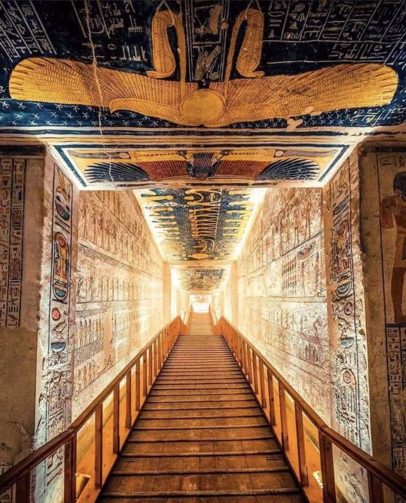Hurghada Private Tour - valley of the kings