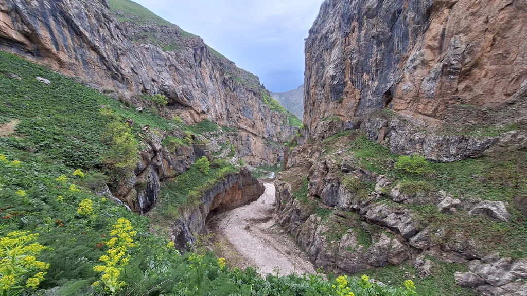 Kuhistoni Badakhshon Private Tour - 
