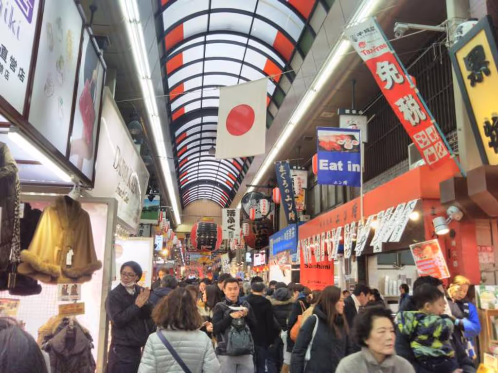 Osaka Private Tour - A abustle market in Osaka