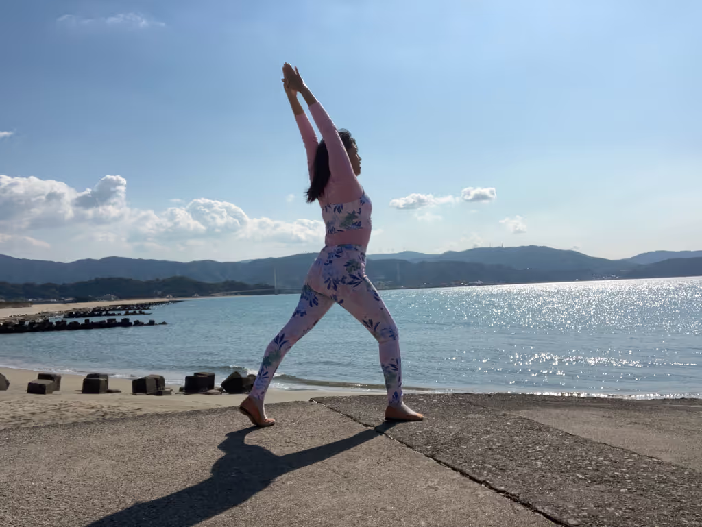 Wakayama Private Tour - Beach Yoga,Breathe in the ocean breeze.