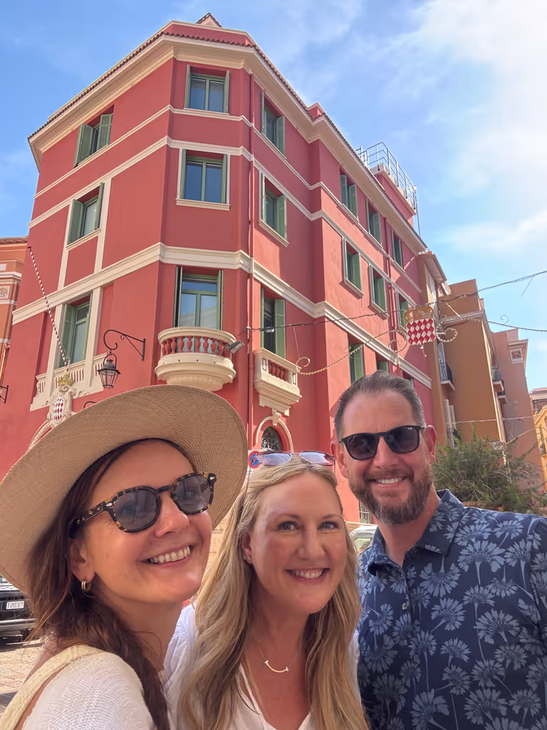 Monte Carlo Private Tour - Happy tourists happy guide