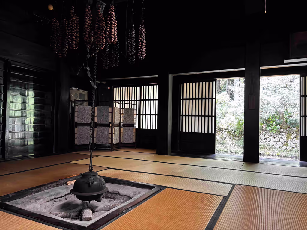 Kanazawa Private Tour - Gokayama