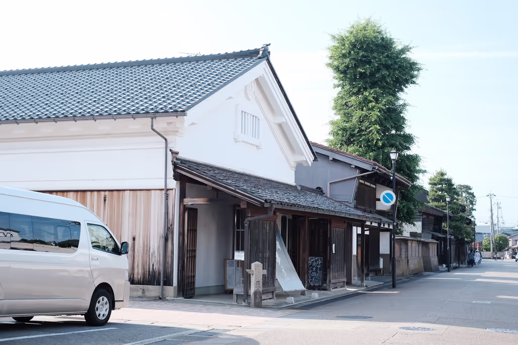 Toyama Private Tour - Sake shop