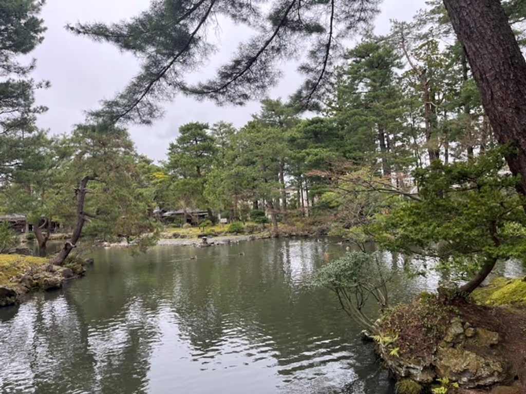 Niigata Private Tour - Shimizu-en Garden in Shibata