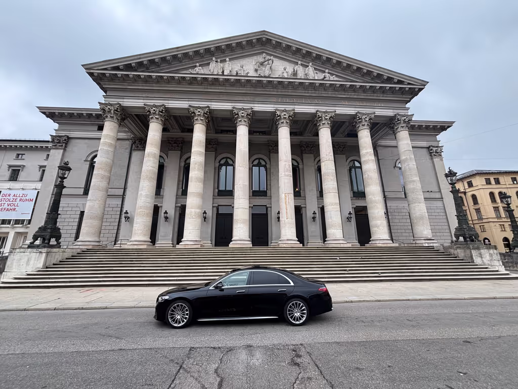 Munich Private Tour - S-Class