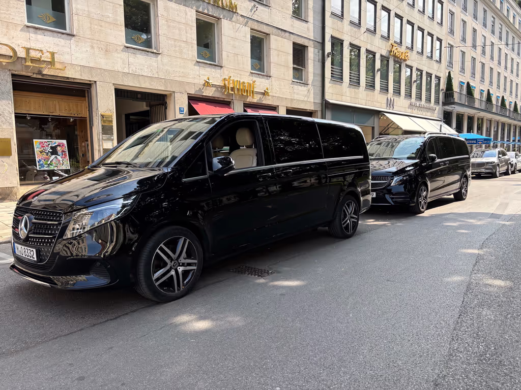 Munich Private Tour - V-Class