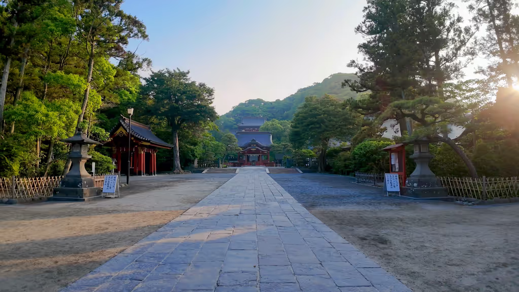 Kamakura Private Tour - Tsurugaoka Hachimangu Shrine