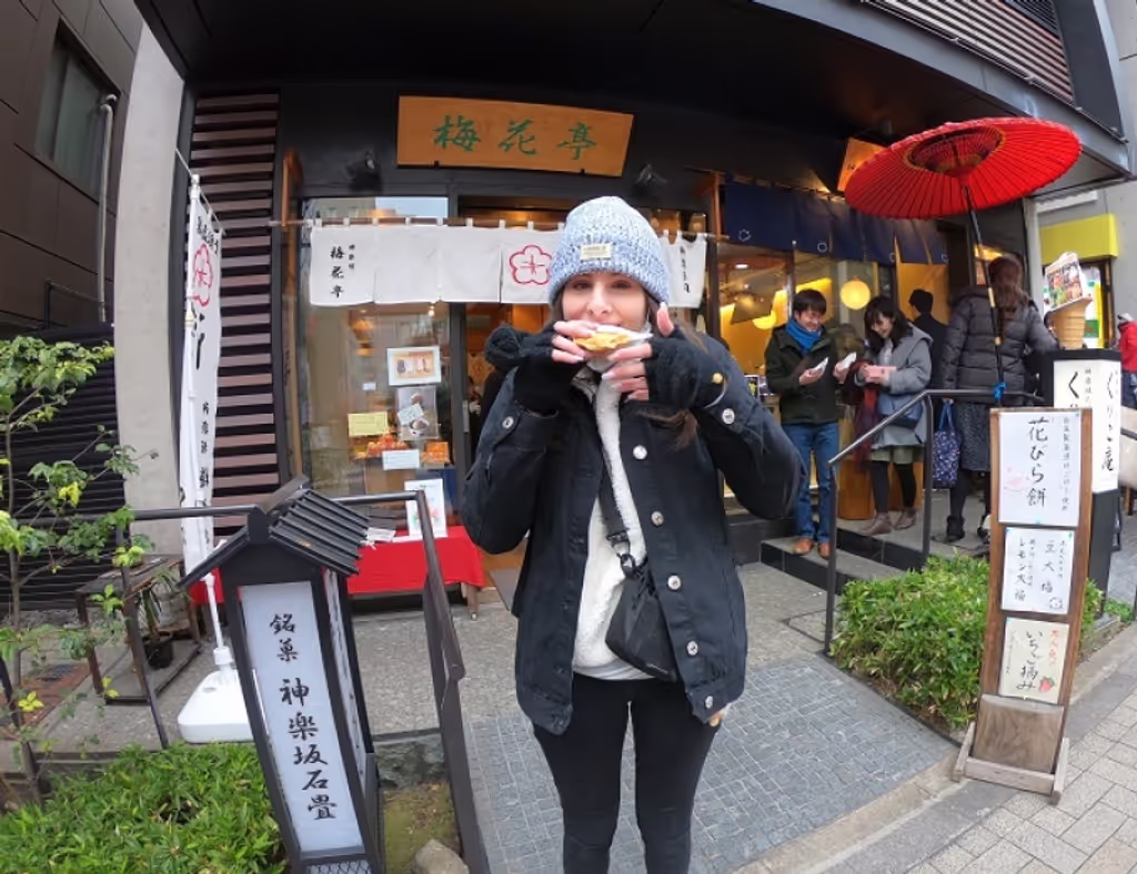 Tokyo Private Tour - Kagurazaka