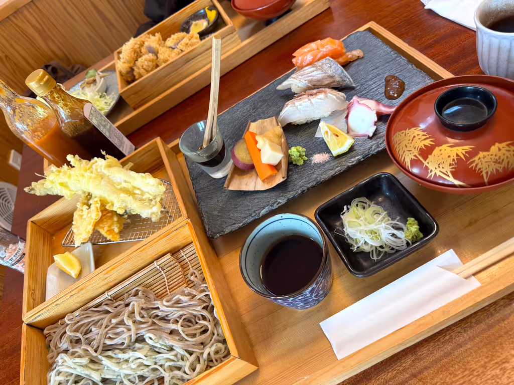 Kamakura Private Tour - Lunch