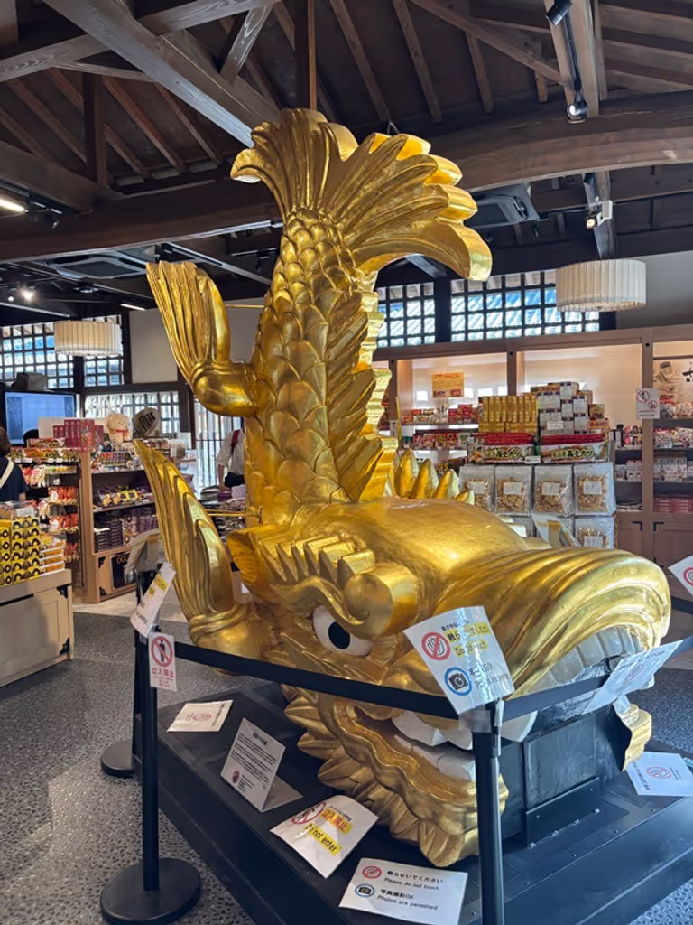 Nagoya Private Tour - Real size model of Kin-shachi on Nagoya castle