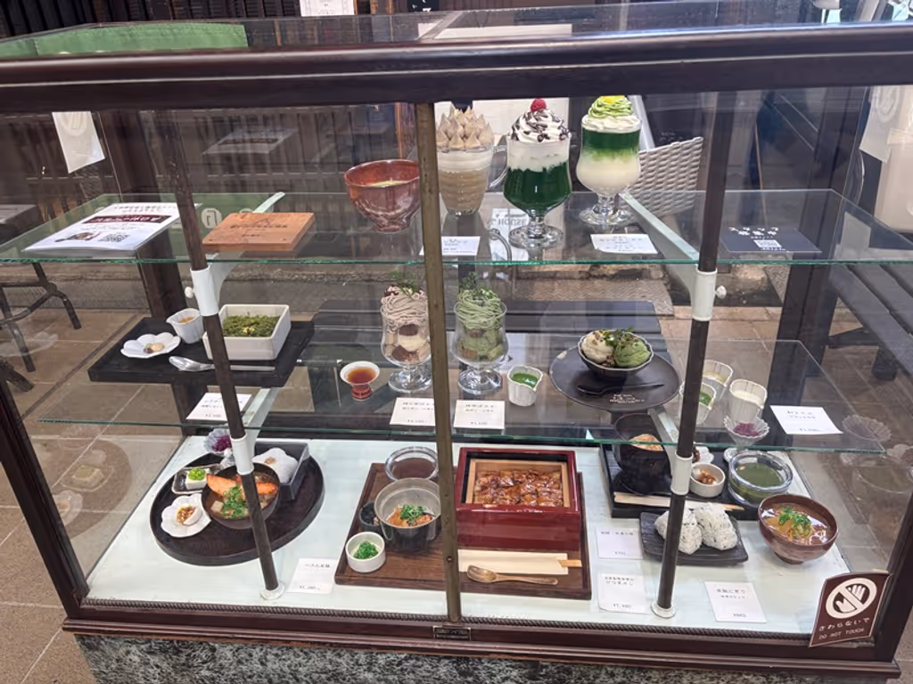 Nagoya Private Tour - Japanese beautiful meal samples in Osu