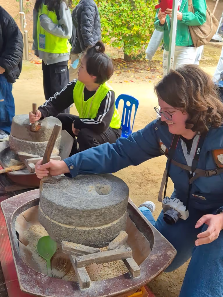 North Gyeongsang Private Tour - Experience Korea's Traditional Millstone Grinding