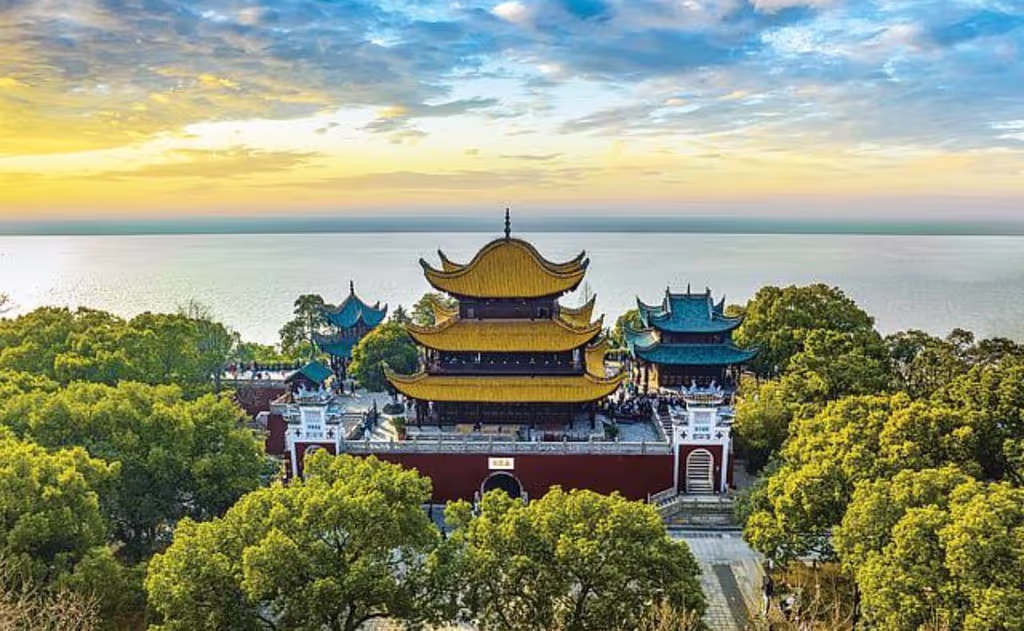 Wuhan Private Tour - Bianhe Street to YueYang Tower