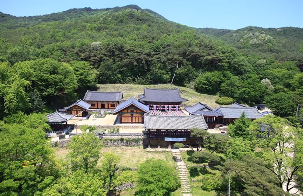 North Gyeongsang Private Tour - 