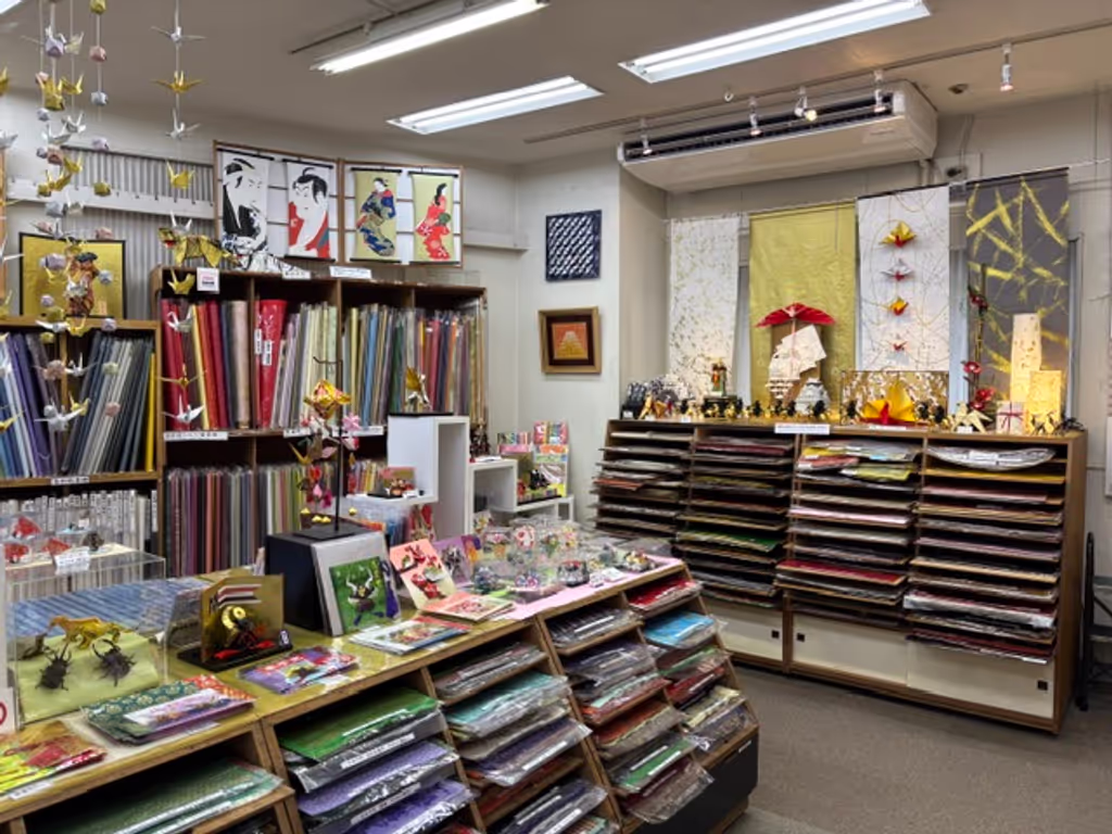 Tokyo Private Tour - Orogami Kaikan gift shop