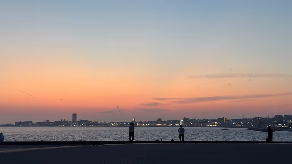 Kobe Private Tour - Sunset nearby Akashi Kaikyo Bridge