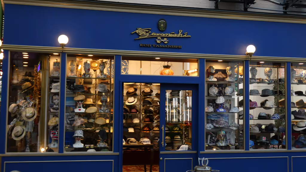 Kobe Private Tour - Fashionable hat shop in Motomachi