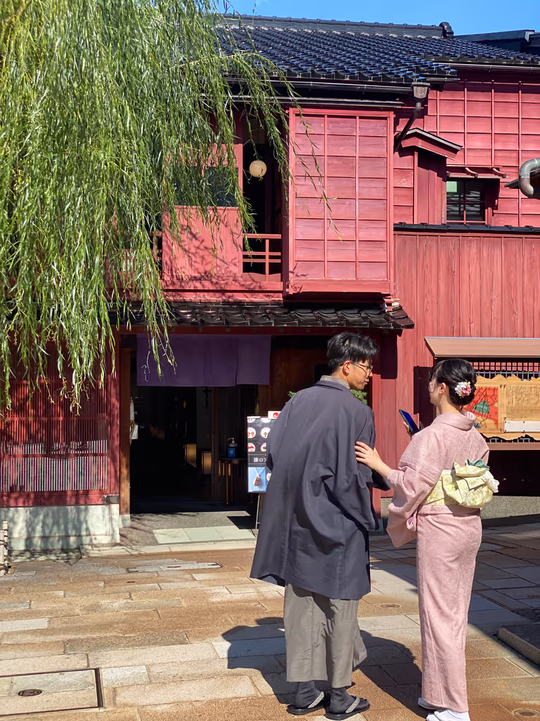 Toyama Private Tour - Higashi chaya Geisha street
