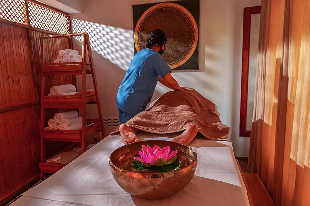Khajuraho Private Tour - Full body massage