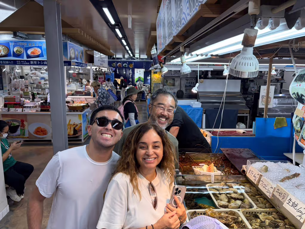 Okinawa Main Island Private Tour - fish market