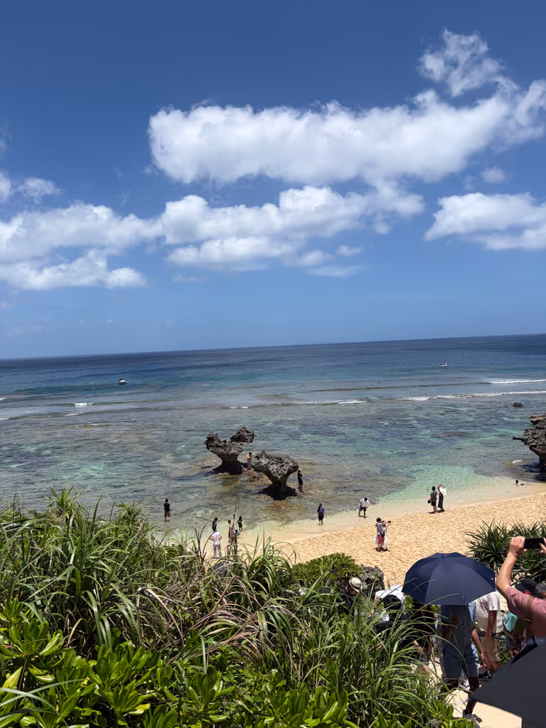 Okinawa Main Island Private Tour - Heart rock