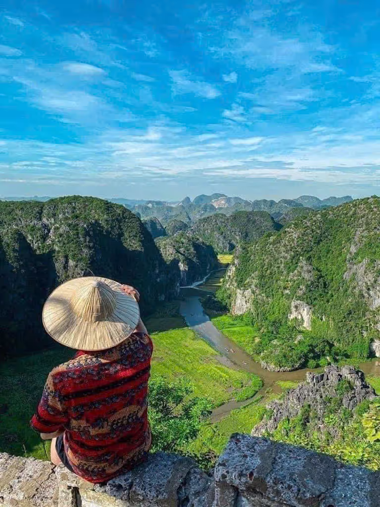 Hanoi Private Tour - Mua Cave