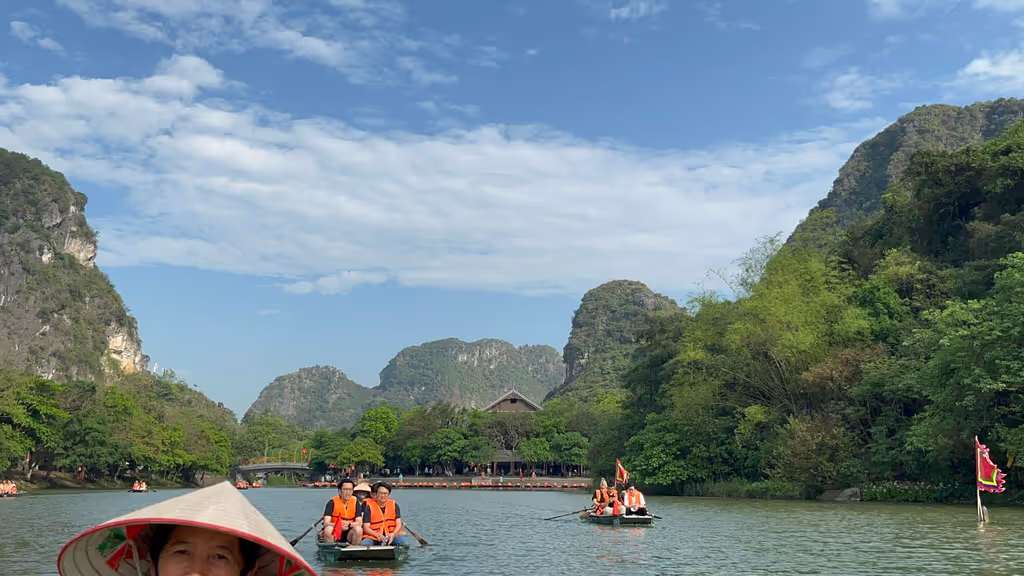 Hanoi Private Tour - Trang An
