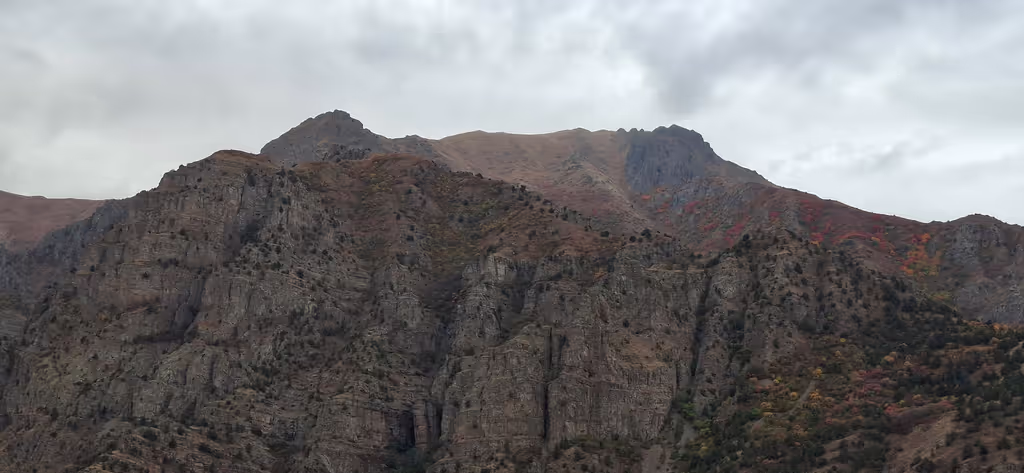 Yerevan Private Tour - The majestic Yeghegis Mountains