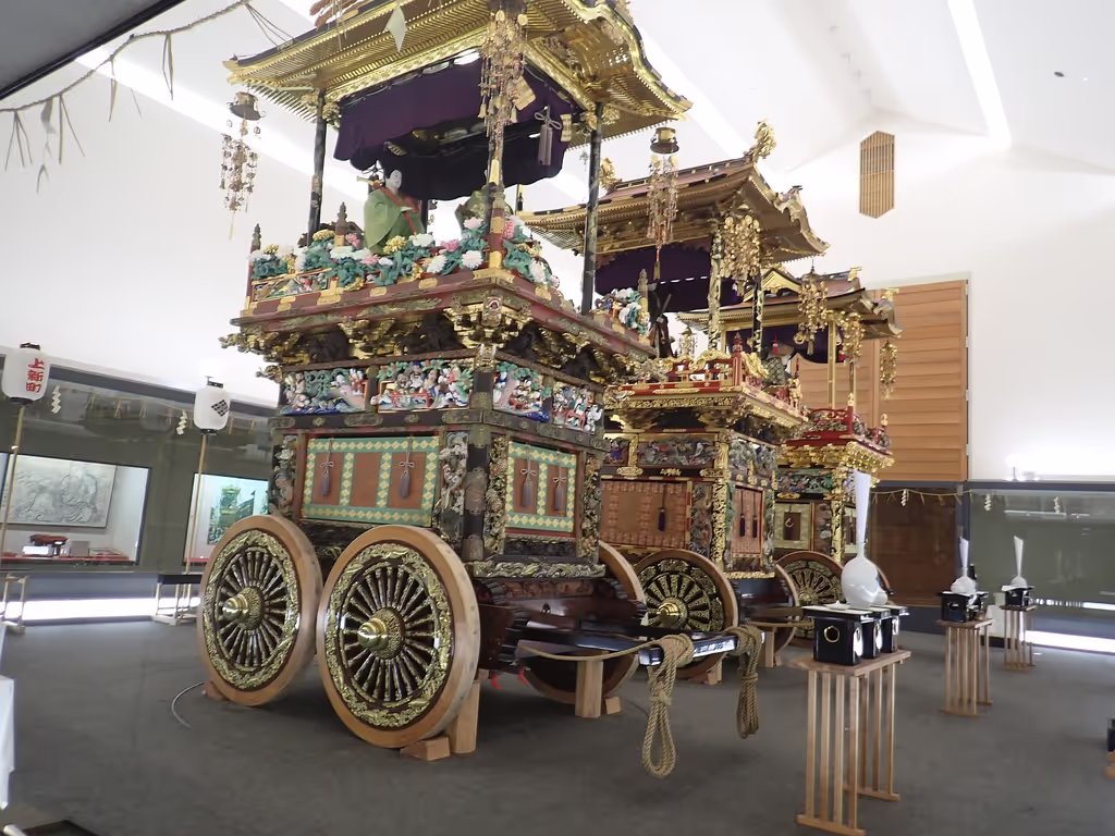 Toyama Private Tour - Hikiyama Exhibition Hall