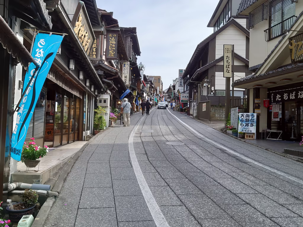 Narita Private Tour - Omote Sando Street