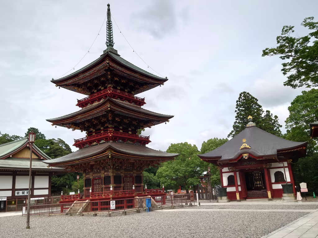 Narita Private Tour - Three-story Pagoda and Issaikyodo Hall