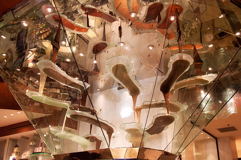 Las Vegas Private Tour - Bellagio Chocolate Fountain