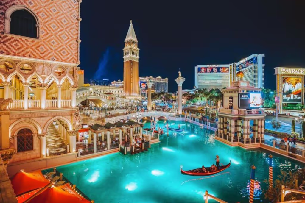 Las Vegas Private Tour - Venetian resorts
