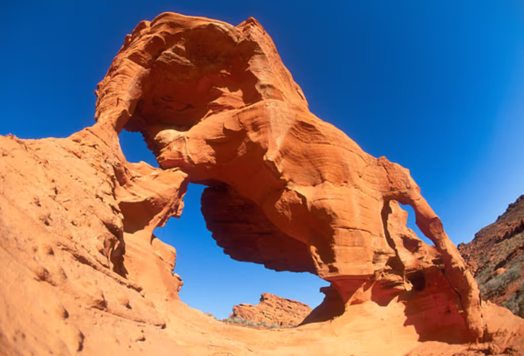 Las Vegas Private Tour - Elephant Rock at Valley of Fire