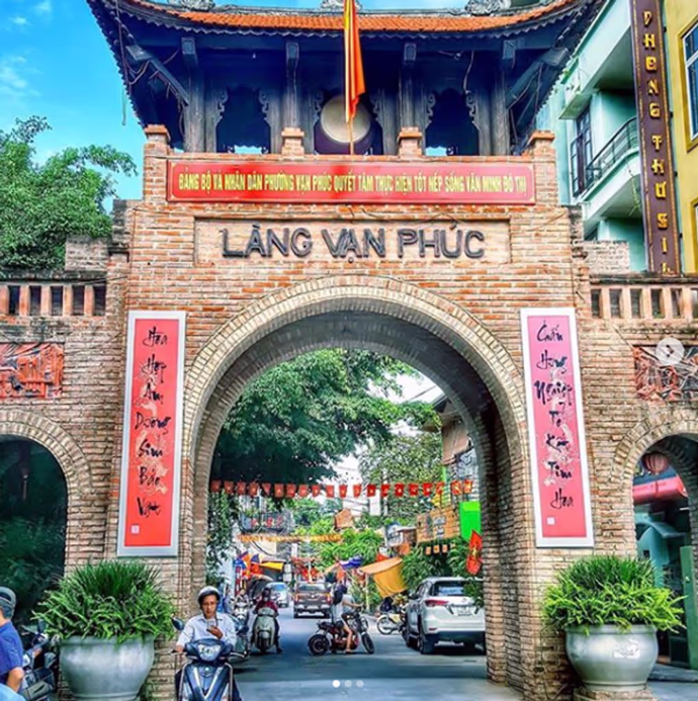 Hanoi Private Tour - Silk Village